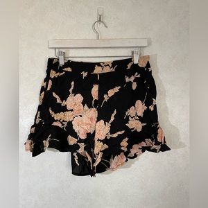 NWT Saltwater LUXE Shorts